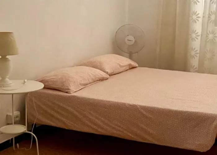 The Gate To Cinque Terre Pensión La Spezia